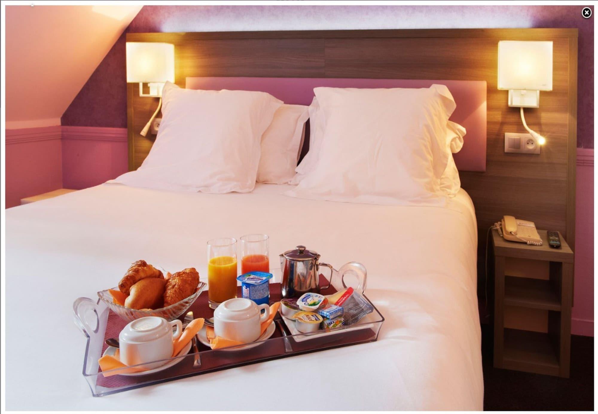 Hotel Poussin Paris Exterior foto