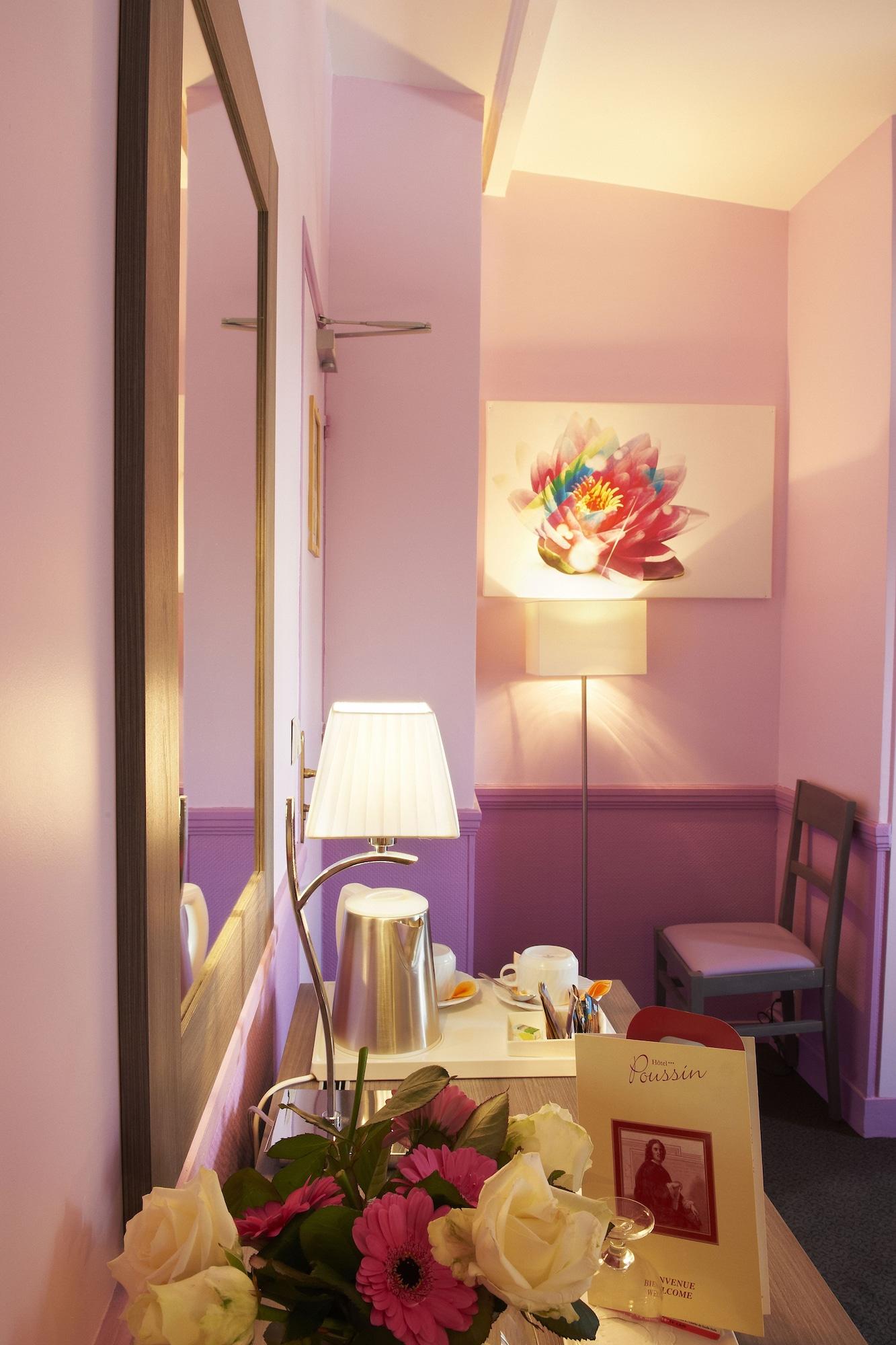 Hotel Poussin Paris Exterior foto