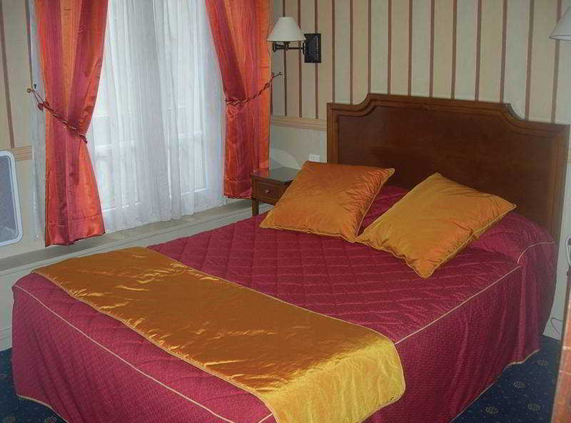 Hotel Poussin Paris Zimmer foto
