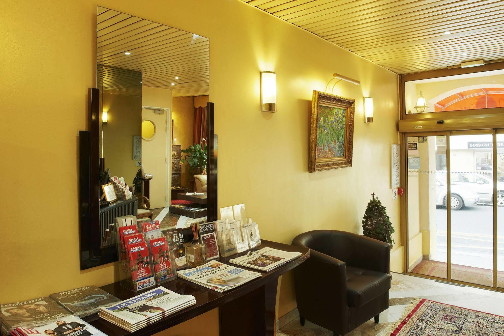 Hotel Poussin Paris Exterior foto